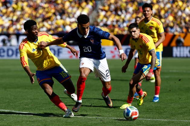Soccer International Friendly, Länderspiel, Nationalmannschaft - Colombia vs France France™s Desire Doue (C) in action against Colombia s Jefferson Lerma (L) during the friendly soccer match between Colombia and France in Landover, Maryland, USA, 29 March 2026. LANDOVER MARYLAND UNITED STATES  Copyright: xWILLxOLIVERx