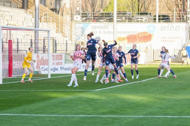 Google Pixel Frauen-Bundesliga: SC Freiburg vs. TSG Hoffenheim, 29.03.2026 Tor zum 0:1 durch WiÃ«lle Douma (TSG 1899 Hoffenheim, 13) Google Pixel Frauen-Bundesliga: SC Freiburg vs. TSG Hoffenheim, Dreisamstadion, 29.03.2026 DFB DFL REGULATIONS PROHIBIT ANY USE OF PHOTOGRAPHS AS IMAGE SEQUENCES AND OR QUASI-VIDEO. Copyright: xBEAUTIFULxSPORTS Boscox