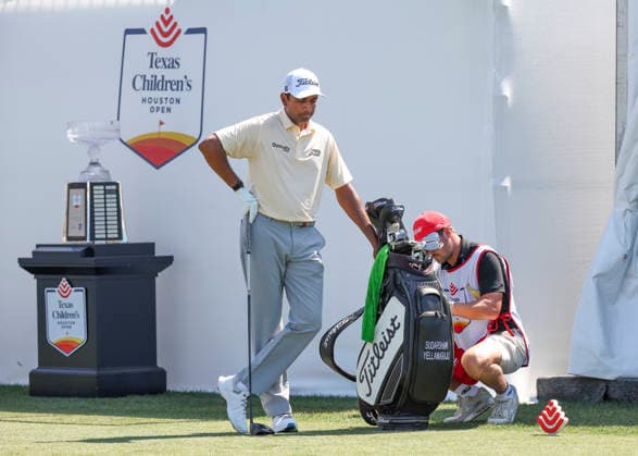 zHOUSTON, TX - MARCH 29: Sudarshan Yellamaraju (CAN) studies his tee shot on 1 during the final round of the Texas Children s Houston Open on March 29, 2026, at Memorial Park Golf Course, Houston, Texas(Photo by Leslie Plaza Johnson Icon Sportswire) GOLF: MAR 29 PGA, Golf Herren Texas Children s Houston Open EDITORIAL USE ONLY Icon2603290334