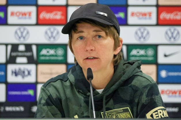 Wolfsburg, Deutschland: 29. März 2026 - 1. Frauen Bundesliga - 22. Spieltag - VfL Wolfsburg vs. Union Berlin Im Bild: Trainerin Ailien Poese (Union Berlin) bei der Pressekonferenz in Wolfsburg Copyright: HMBxMedia MadeleinexFantini