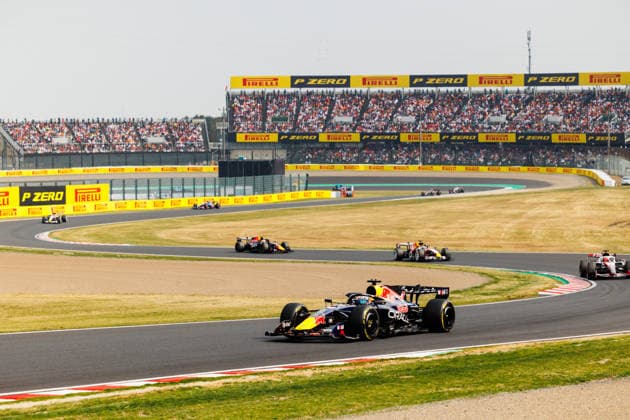 F1 Japanese Grand Prix Race in Suzuka, Japan - 29 Mar 2026 Max Verstappen of the Netherlands drives the (3) Oracle Red Bull Racing RB22 (C) during the F1 Grand Prix of Japan at the Suzuka Grand Prix Circuit in Suzuka, Japan. Suzuka Japan Copyright: xGeorgexHitchensx xSOPAxImagesx gh_japanesegp2026_sun_race_16