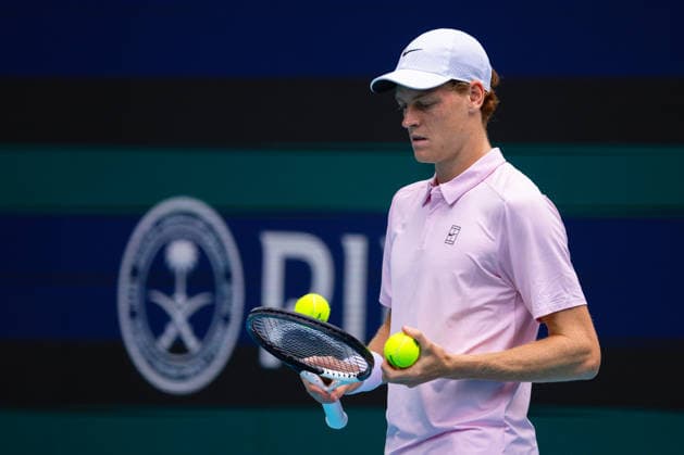 2026 Miami Open Presented By Itau - Day 13 - Final Jannik Sinner of Italy competes against Jiri Lehecka of Czechia during their championship match on Day 13 of the Miami Open at Hard Rock Stadium in Miami Gardens, Florida, on March 29, 2026. Miami Gardens FL United States  Copyright: xMauricioxPaizx originalFilename:paiz-miamiope260329_npMT6.jpg