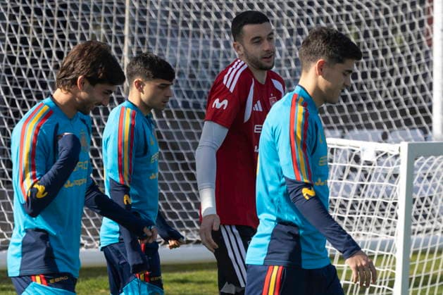 Spanish national team, Nationalteam training session Spain national team goalkeeper Joan Garcia attends the training session at the Soccer City of Las Rozas, Madrid, Spain, 30 March 2026. Spain will face Egypt in a friendly match on 31 March. LAS ROZAS (Madrid) Spain  Copyright: xSERGIOxPEREZx
