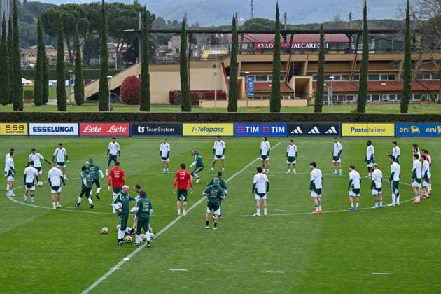 foto IPP lisa guglielmi Coverciano - Firenze 30-03-2026 Raduno della Nazionale di Calcio dell Italia nella foto giocatori in cerchio italy photo press world copyright italy ITALY  Copyright: xR4924_italyphotopressx