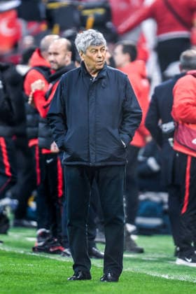 Turkey v Romania - FIFA World Cup, WM, Weltmeisterschaft, Fussball 2026 European Qualifiers KO play-offs Romania head coach Mircea Lucescu reacts during the FIFA World Cup 2026 European Qualifiers knockout play-offs game between Turkey and Romania in Istanbul, Turkey, on March 26, 2026. Istanbul Turkey  Copyright: xAlexxNicodimx originalFilename:nicodim-turkeyvr260326_np7il.jpg