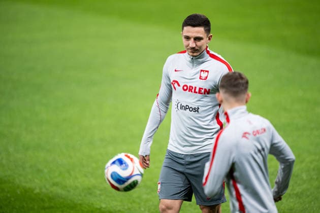 260330 Players of the Polish national football team at a training session on March 30, 2026 in Stockholm. Photo: Jesper Zerman BILDBYRAN kod JZ JZ0696 fotboll football soccer fotball vm-kval kval FIFA World Cup, WM, Weltmeisterschaft, Fussball qualifier qualifier träning practice training polen poland bbeng Copyright: JESPERxZERMAN BB260330JZ076