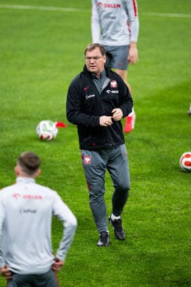 260330 Head coach Jan Urban of Poland s national football team at a training session on March 30, 2026 in Stockholm. Photo: Jesper Zerman BILDBYRAN kod JZ JZ0696 fotboll football soccer fotball vm-kval kval FIFA World Cup, WM, Weltmeisterschaft, Fussball qualifier qualifier träning practice training polen poland bbeng Copyright: JESPERxZERMAN BB260330JZ088