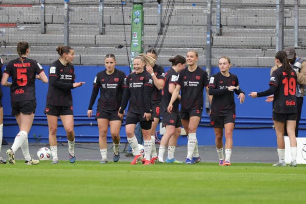 2026.03.30 xfsx Fussball Google Pixel Frauen- Bundesliga Hamburger Sportverein - Bayer Leverkusen v.l. Vanessa Fudalla (Bayer 04 Leverkusen ,21) macht das 0:1 fuer Bayer 04 Leverkusen (DFL regulations prohibit any use of photographs as image sequences and or quasi-video. Copyright: HMBxMedia FernandoxSoares