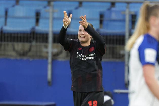 2026.03.30 xfsx Fussball Google Pixel Frauen- Bundesliga Hamburger Sportverein - Bayer 04 Leverkusen v.l. Julia Mickenhagen (Bayer 04 Leverkusen ,18) macht das Tor zum 3:1 Bayer 04 Leverkusen (DFL regulations prohibit any use of photographs as image sequences and or quasi-video. Copyright: HMBxMedia FernandoxSoares