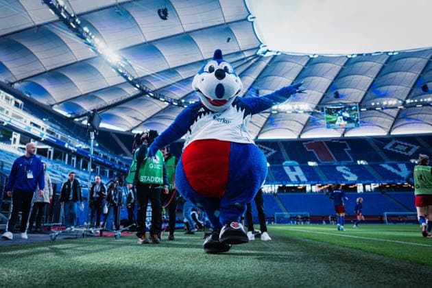 Google Pixel Frauen-Bundesliga: Hamburger SV vs. Bayer 04 Leverkusen, 30.03.2026 Dino Hermann (mit Sternfilter); Fußball, Google Pixel Frauen-Bundesliga, 22. Spieltag: Hamburger SV vs. Bayer 04 Leverkusen am 30.03.2026 im Volksparkstadion, Hamburg DFB REGULATIONS PROHIBIT ANY USE OF PHOTOGRAPHS AS IMAGE SEQUENCES AND OR QUASI-VIDEO. Copyright: xBEAUTIFULxSPORTS Tonhäuserx