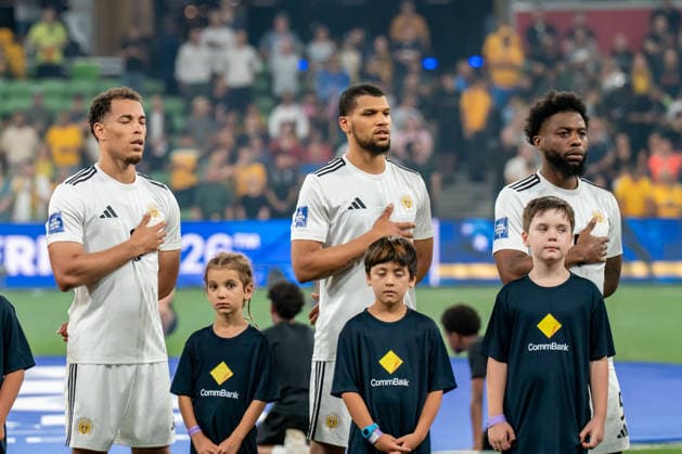 MELBOURNE, AUSTRALIA - MARCH 31: Jurien Gaari of Curacao, Roshon van Eijma of Curacao and Sherel Floranus of Curacao sign the national anthem during the national anthem during the FIFA Series 2026 Australia match between Australia and Curacao at AAMI Park on March 31, 2026 in Melbourne, Australia.  Copyright: xNoexLlamasx xSPPx Sportspressphoto_SPR121853