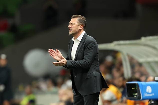 FIFA Series 2026 - Australia vs Curacao Tony Popovic Head Coach of Australia looks on during the FIFA Series 2026 match between the Socceroos and Curacao at AAMI Park in Melbourne, Australia, 31 March 2026. MELBOURNE VICTORIA Australia  Copyright: xROBxPREZIOSOx