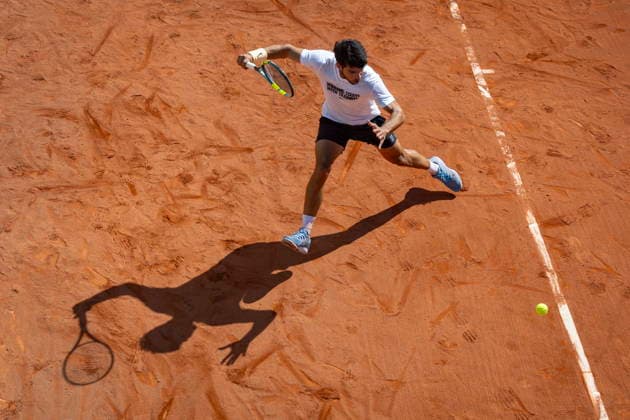 Carlos Alcaraz holds training session in Murcia Spanish tennis player Carlos Alcaraz in action during his training session held at Murcia Royal Tennis Club 1919 in Murcia, Spain on 31 March 2026. Murcia Spain  Copyright: xMARCIALxGUILLENx