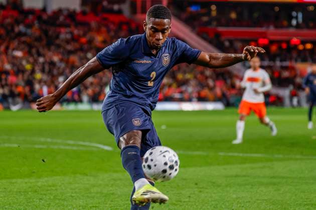 Felix Torres of Ecuador clears the ball Netherlands v Ecuador, International Friendly, Länderspiel, Nationalmannschaft Netherlands v Ecuador, Philips Stadion, March 31, 2026, Eindhoven, Netherlands.