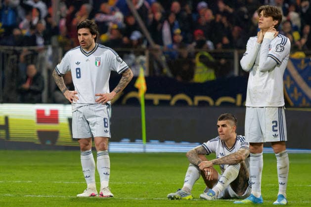 CALCIO - FIFA Mondiali - European Qualifiers PlayOff - Bosnia and Herzegovina vs Italy Sandro Tonali of Italy, Gianluca Mancini of Italy and Marco Palestra of Italy the US Lecce players disappointed during European Qualifiers PlayOff - Bosnia and Herzegovina vs Italy, FIFA World Cup, WM, Weltmeisterschaft, Fussball match in Zenica, Bosnia and Herzegovina, March 31 2026 Zenica Bosnia and Herzegovina  Copyright: xIPAxSport ABACAx