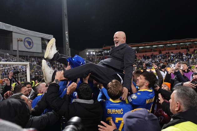 Sergej Barbarez coach of Bosnia and Bosnia team celebrates victory after the final soccer match for the qualification for the 2026 World Cup between Bosnia Herzegovina and Italy at the Stadion Bilino Polje in Zenica, Bosnia Erzegovina. - March 31 , 2026. - Soccer .  Copyright: xFabioxFerrari LaPressex