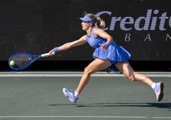 April 1, 2026: Viktoriya Tomova (BUL) loses to Anna Kalinskaya (RUS) 6-2, 6-4, at the Credit One Charleston Open being played at Credit One Staduim in Charleston, South Carolina, {USA} Ã‚ Tennisclix Charleston USA - ZUMAc04_ 20260401_zma_c04_003 Copyright: xLesliexBillmanx
