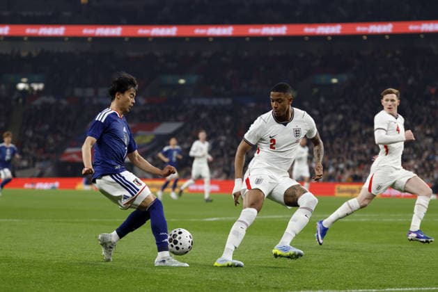 Kaoru Mitoma (JPN), Ezri Konsa (ENG), March 31, 2026 - Football Soccer : International Friendly, Länderspiel, Nationalmannschaft match between England 0-1 Japan at Wembley Stadium, in London, England. Noxthirdxpartyxsales  aflo_325568105