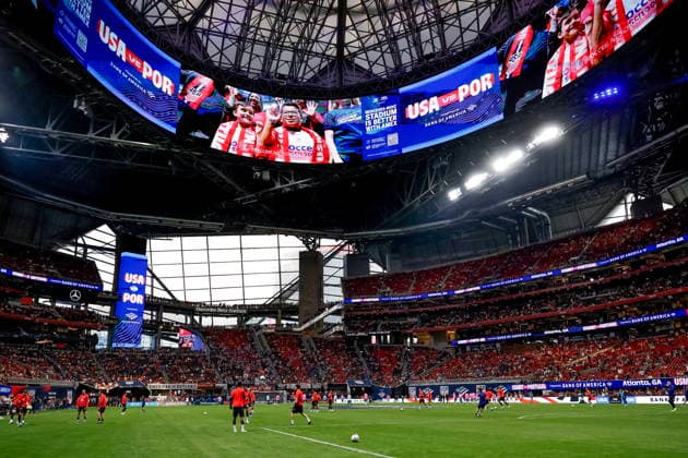 Soccer International Friendly, LÃ¤nderspiel, Nationalmannschaft - USA vs Portugal Teams warm up before the international friendly match between the USMNT and Portugal at Mercedes-Benz Stadium in Atlanta, Georgia, USA, 31 March 2026. ATLANTA GEORGIA UNITED STATES  Copyright: xERIKxS.xLESSERx