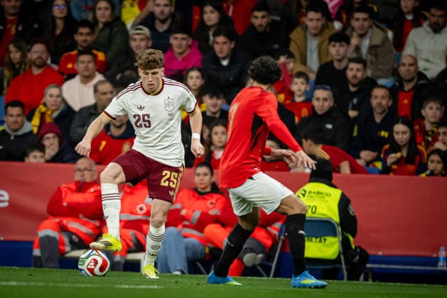 March 31, 2026, Barcelona, Spain: Victor Munoz of Spain seen in action during a friendly match between Spain and Egypt at RCDE Stadium. Final Score: Spain 0 - 0 Egypt Barcelona Spain - ZUMAs197 20260331_aaa_s197_288 Copyright: xFelipexMondinox