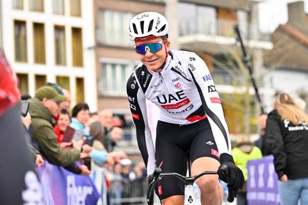 Dwars door Vlaanderen 2026 Cycling Race WAREGEM, BELGIUM - APRIL 01 : Vermeersch Florian (BEL) of UAE Team Emirates - XRG during the 80th edition of Dwars door Vlaanderen an UCI World Tour 1.UWT one day cycling road race for Men Elite of 184 km with start in Roeselare and finish in Waregem on April 1, 2026 in Waregem, Belgium, 01 04 2026 ( Motordriver Kenny Verfaillie - Waregem Belgium  Copyright: xTomasxSiskx