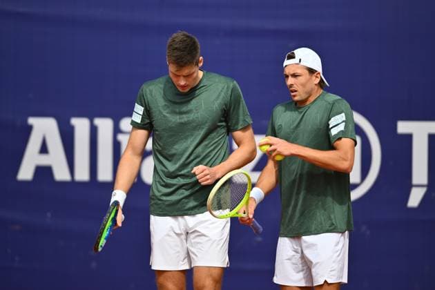 Tiriac Open, ROMANIA - April 01 Mark Wallner and Jakob Schnaitter of Germany play against Sander Gille of Belgium and Sam Verbeek of Netherlands during the Tiriac Open double game, April 01th 2026, in Bucharest, Romania. Alex Nicodim Image Images Copyright: xAlexxNicodimx