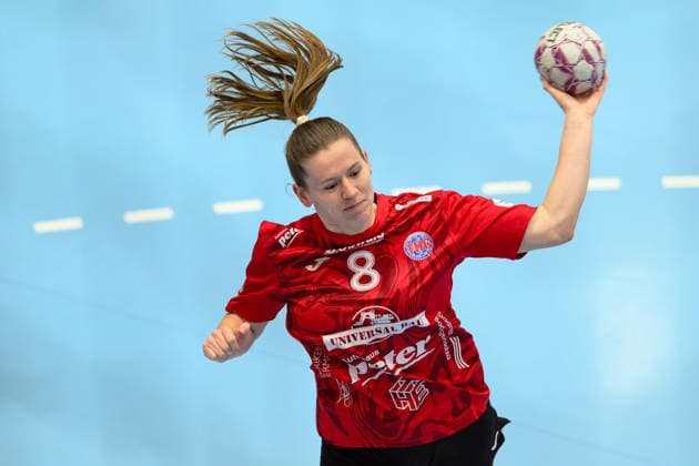 Julie Holm (Thueringer HC, 08) im Angriff gegen Sachsen Zwickau. GER, Thueringer HC gegen BSV Sachsen Zwickau, Handball, Alsco Handball Bundesliga Frauen, 20. Spieltag, Saison 2025 2026, 01.04.2026 GER, Thueringer HC gegen BSV Sachsen Zwickau, Handball, Alsco Handball Bundesliga Frauen, 20. Spieltag, Saison 2025 2026, 01.04.2026 Bad Langensalza Copyright: xEibner-Pressefoto MartinxHerbstx EP_MHT