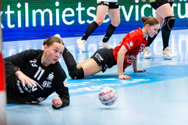 01.04.2026, GER, Handball, Frauen, Saison 2025 2026, Alsco 1.Bl, 20.Spieltag, Thueringer HC - BSV Sachsen Zwickau Dilayla Alarslan (Thueringer HC,38), Lilly Janssen (BSV Sachsen Zwickau) 99947 Bad Langensalza Salza Halle Sporthalle Mehrz Thüringen Deutschland