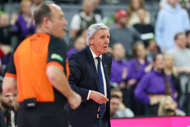 Svetislav Pesic (FC Bayern Basketball, Chef-Trainer), GER, FC Bayern Basketball vs. Fenerbahce Beko Istanbul, Basketball, Euroleague, 35. Spieltag, Saison 2025 2026, 01.04.2026, GER, FC Bayern Basketball vs. Fenerbahce Beko Istanbul, Basketball, Euroleague, 35. Spieltag, Saison 2025 2026, 01.04.2026 Muenchen Copyright: xEibner-Pressefoto JennixMaulx EP_JML