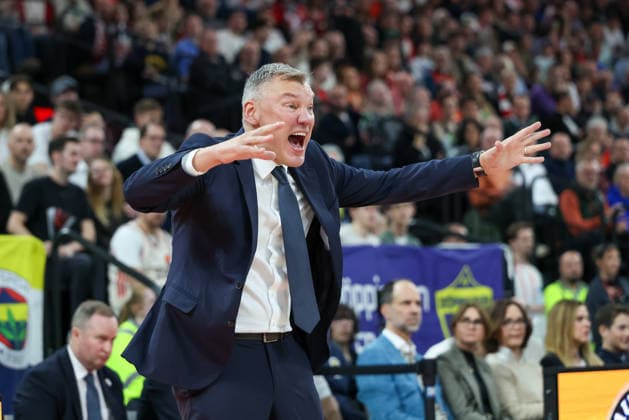 Saras Jasikevicius (Fenerbahce Beko Istanbul, Cheftrainer) gestikuliert, Emotionen, GER, FC Bayern Basketball vs. Fenerbahce Beko Istanbul, Basketball, Euroleague, 35. Spieltag, Saison 2025 2026, 01.04.2026, GER, FC Bayern Basketball vs. Fenerbahce Beko Istanbul, Basketball, Euroleague, 35. Spieltag, Saison 2025 2026, 01.04.2026 Muenchen Copyright: xEibner-Pressefoto JennixMaulx EP_JML