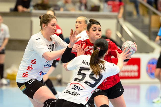 Giulia Guarieiro (Thueringer HC, 13), Kaho Nakayama (BSV Sachsen Zwickau, 59), Victoria Hasselbusch (BSV Sachsen Zwickau, 31). GER, Thueringer HC gegen BSV Sachsen Zwickau, Handball, Alsco Handball Bundesliga Frauen, 20. Spieltag, Saison 2025 2026, 01.04.2026 GER, Thueringer HC gegen BSV Sachsen Zwickau, Handball, Alsco Handball Bundesliga Frauen, 20. Spieltag, Saison 2025 2026, 01.04.2026 Bad Langensalza Copyright: xEibner-Pressefoto MartinxHerbstx EP_MHT