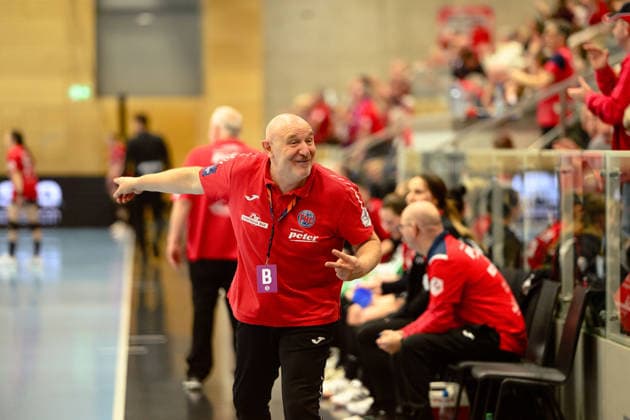 Herbert Mueller (Thueringer HC, Trainer) mit guter Laune am Ende des Spiels. GER, Thueringer HC gegen BSV Sachsen Zwickau, Handball, Alsco Handball Bundesliga Frauen, 20. Spieltag, Saison 2025 2026, 01.04.2026 GER, Thueringer HC gegen BSV Sachsen Zwickau, Handball, Alsco Handball Bundesliga Frauen, 20. Spieltag, Saison 2025 2026, 01.04.2026 Bad Langensalza Copyright: xEibner-Pressefoto MartinxHerbstx EP_MHT