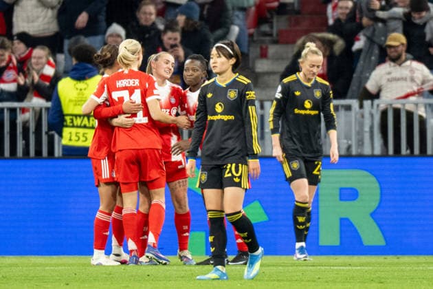 Siegesjubel nach dem 2:1, FC Bayern Frauen, FC Bayern Frauen - Manchester United, ManU Fussball, Champions League Viertelfinale Rueckspiel, 01.04.2026 DFB regulations prohibit any use of photographs as image sequences and or quasi-video Muenchen Bayern Deutschland