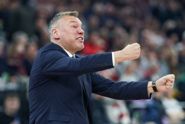 Saras Jasikevicius (Fenerbahce Beko Istanbul, Cheftrainer) gestikuliert, Emotionen, GER, FC Bayern Basketball vs. Fenerbahce Beko Istanbul, Basketball, Euroleague, 35. Spieltag, Saison 2025 2026, 01.04.2026, GER, FC Bayern Basketball vs. Fenerbahce Beko Istanbul, Basketball, Euroleague, 35. Spieltag, Saison 2025 2026, 01.04.2026 Muenchen Copyright: xEibner-Pressefoto JennixMaulx EP_JML
