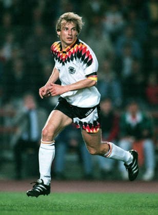 Germany V Wales, UEFA European Championship, EM, Europameisterschaft Qualifier Jurgen Klinsmann of Germany running during the UEFA European Championship Qualifier match between Germany and Wales at Rheinstadion on April 26, 1995 in Dusseldorf, Germany. Dusseldorf Rheinstadion Germany Germany Copyright: xAllstarxPicturexLibraryxLtdx