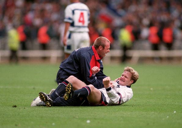 Bolton Wanderers V Reading, Division One Play Off Final John Mcginlay of Bolton Wanderers and Mark Patterson of Bolton Wanderers celebrate after the Division One Play Off Final match between Bolton Wanderers and Reading at Wembley Stadium on May 29, 1995 in London, England. London Wembley Stadium England United Kingdom Copyright: xAllstarxPicturexLibraryxLtdx