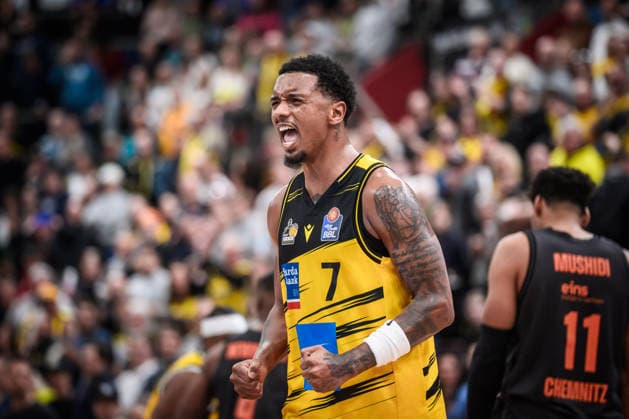 Elijah Hughes (MHP RIESEN Ludwigsburg, 07) - Jubelschrei, Freude GER, MHP Riesen Ludwigsburg vs. Niners Chemnitz, Basketball Bundesliga, easycredit BBL, 27. Spieltag, Spielzeit 2025 2026, 01.04.2026 GER, MHP Riesen Ludwigsburg vs. Niners Chemnitz, Basketball Bundesliga, easycredit BBL, 27. Spieltag, Spielzeit 2025 2026, 01.04.2026 Ludwigsburg Copyright: xSandyxDinkelackerx EP_SDR