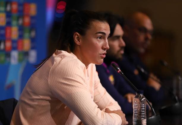 April 1, 2026, Sabadell, Barcelona, Spain: Barcelona Spain 01.04.2026 Patri Guijarro FC Barcelona, Barca speak during the prior training UEFA Womens Champions League between FC Barcelona and Real Madrid at Camp Nou on 01 April 2026 in Barcelona. Sabadell Spain - ZUMAu50_ 20260401_zsp_u50_050 Copyright: xXavixUrgelesx