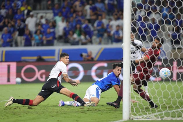 Mineirao CRUZEIRO X VITORIA (Photo: VINICIUS JANUARIO TEIXEIRA Photo Premium SPP) 30930 (VinoÂ­cius JanuoÂ¡rio, VINICIUS JANUARIO TEIXEIRA SPP)  Copyright: xVinoÂ­ciusxJanuoÂ¡rio,xVINICIUSxJANUARIOxTEIXEIRAx xSPPx spp-en-ViJaViJaTe-vinicius_januario_teixeira_photo_premium_451704