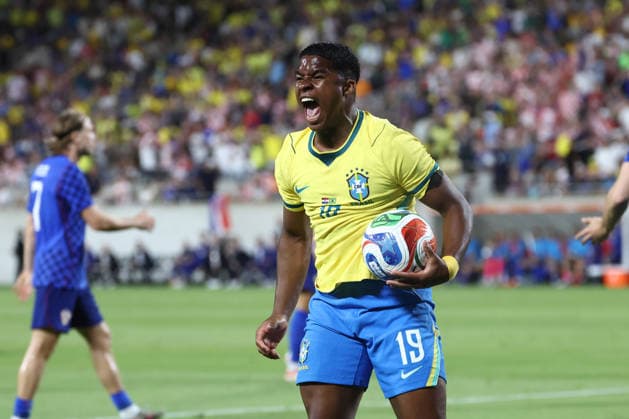 ORLANDO, FL - MARCH 31: Brazil Endrick (19) celebrates after drawing a penalty kick in the second half during the match between Brazil and Croatia on Tuesday, March 31, 2026 at Camping World Stadium in Orlando, FL. (Photo by Peter Joneleit Icon Sportswire) SOCCER: MAR 31 Road to 26 Brazil vs Croatia EDITORIAL USE ONLY Icon260331026