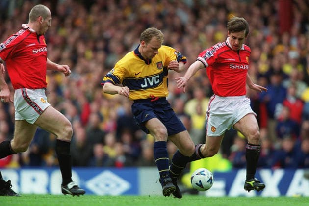 Arsenal V Manchester United, ManU FA Cup Semi-Final Replay Dennis Bergkamp of Arsenal and Gary Neville of Manchester United challenge during the FA Cup Semi-Final Replay match between Arsenal and Manchester United at Villa Park on April 14, 1999 in Birmingham, England. Birmingham Villa Park England United Kingdom Copyright: xAllstarxPicturexLibraryxLtdx