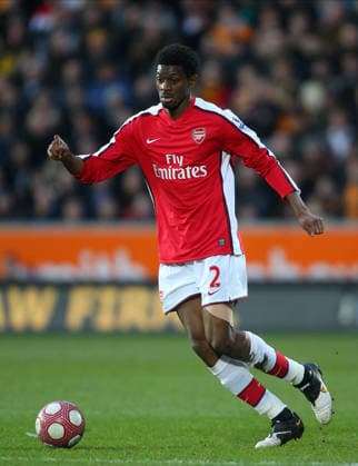 Hull City V Arsenal, Premier League Abou Diaby of Arsenal on the ball during the Premier League match between Hull City and Arsenal at Kc Stadium on March 13, 2010 in Hull, England. Hull Kc Stadium England United Kingdom Copyright: xAllstarxPicturexLibraryxLtdx