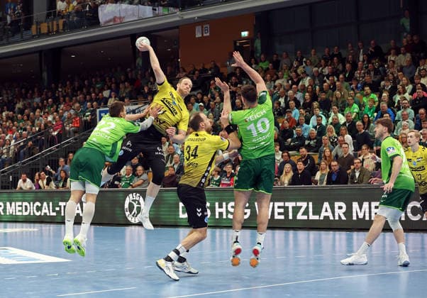02.04.2026, xovx, Handball Daikin Handball Bundesliga, HSG Wetzlar - TVB Stuttgart v.l. Jona Schoch (HSG Wetzlar), Lenny Rubin (TVB Stuttgart), Kai Häfner (TVB Stuttgart), Josip Simic (HSG Wetzlar), Niklas Theiß (HSG Wetzlar), Torben Matzken (TVB Stuttgart) Wetzlar Buderus-Arena Hessen Deutschland (DE)