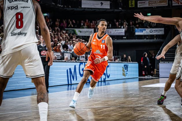 1. Basketball Bundesliga, easyCredit BBL, Saison 2025 2026, Herren, Hauptrunde, 27. Spieltag, 02.04.2026, RASTA Vechta - BMA365 Bamberg Baskets Alonzo Verge ( 11 - RASTA Vechta) in Aktion Vechta RASTA Dome Niedersachsen Deutschland