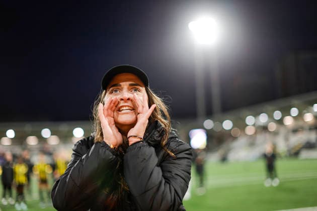 GÖTEBORG, SVERIGE 20260402 Häckens tränare Elena Sadiku jublar efter torsdagens semifinal i Europa Cup mellan BK Häcken och Eintracht Frankfurt pa Nordic Wellness arena (Hisingen Arena). GÖTEBORG SVERIGE x9200x