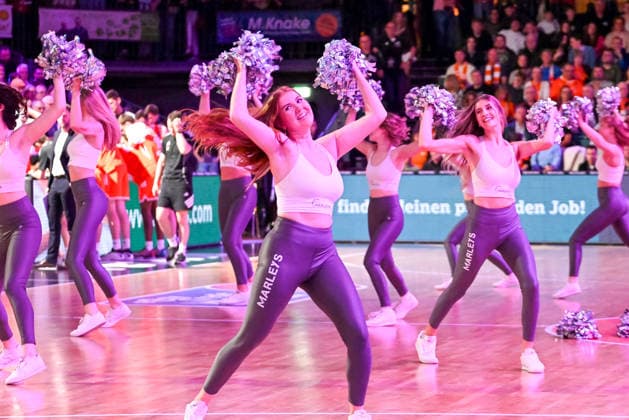 Marleys RASTA Vechta Cheerleader RASTA Vechta vs. BMA365 Baskets Bamberg, easyCredit Basketball Bundesliga, 27. Spieltag, Saison 2025 2026, 02.04.2026, RASTA Vechta vs. BMA365 Baskets Bamberg, easyCredit Basketball Bundesliga, 27. Spieltag, Saison 2025 2026, 02.04.2026 Vechta Copyright: xEibner-Pressefoto RobertxGertzenx EP_RGN