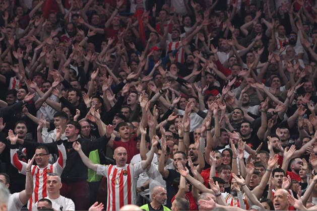 CRVENA ZVEZDA vs PARTIZAN SUPPORTERS basketball Crvena zvezda vs Parizan Euroleague at Beogradska arena, Belgrade 02.04.2026 Foto: BASKETBALL, EUROLEAGUE, CRVENA ZVEZDA, RED STAR, PARTIZAN Belgrade Belgrade arena Serbia Copyright: xMarkoxMetlas xMNxPressx