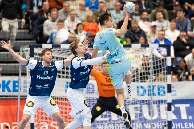 Bergischer HC gegen VfL Gummersbach, 02.04.2026 DUESSELDORF, GERMANY - APRIL 2: Julian Köster (7, VfL Gummersbach) während dem HBL Bundesliga Spiel zwischen Bergischer HC gegen VfL Gummersbach at Mitsubishi Electric HALLE am 27.Spieltag. April 2, 2026 in Duesseldorf, Germany. Copyright: xBEAUTIFULxSPORTS KennyxBeelex