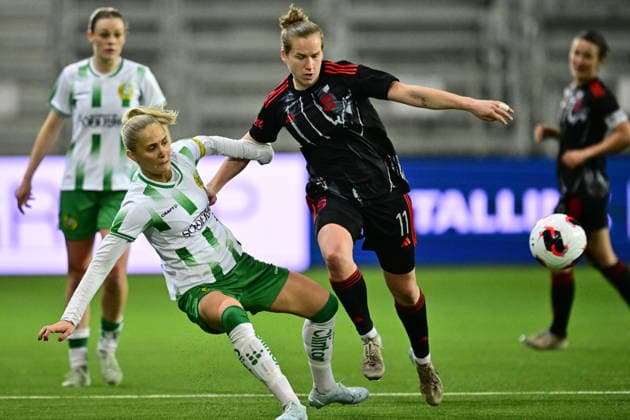 Hammarby s Alice Carlsson and Sparta Prague s Michaela Khyrova during the UEFA Women s Europa Cup 2nd leg semi-final soccer match between Hammarby IF and AC Sparta Praha at 3Arena, in Stockholm, Sweden, on April 2, 2026. STOCKHOLM SWEDEN x10030x