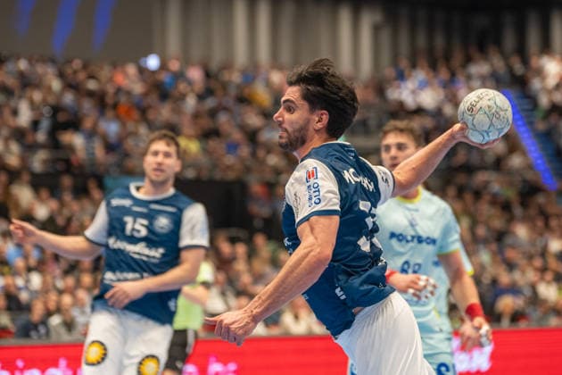Eloy Morante Maldonado (Bergischer HC 06, 33) beim Wurf. Bergischer HC vs. VfL Gummersbach, Handball, DAIKIN HBL, 27. Spieltag, Saison 2025 2026, 02.04.2026 Bergischer HC vs. VfL Gummersbach, Handball, DAIKIN HBL, 27. Spieltag, Saison 2025 2026, 02.04.2026 Duesseldorf Copyright: xEibner-Pressefoto ThomasxHaeslerx EP_THR